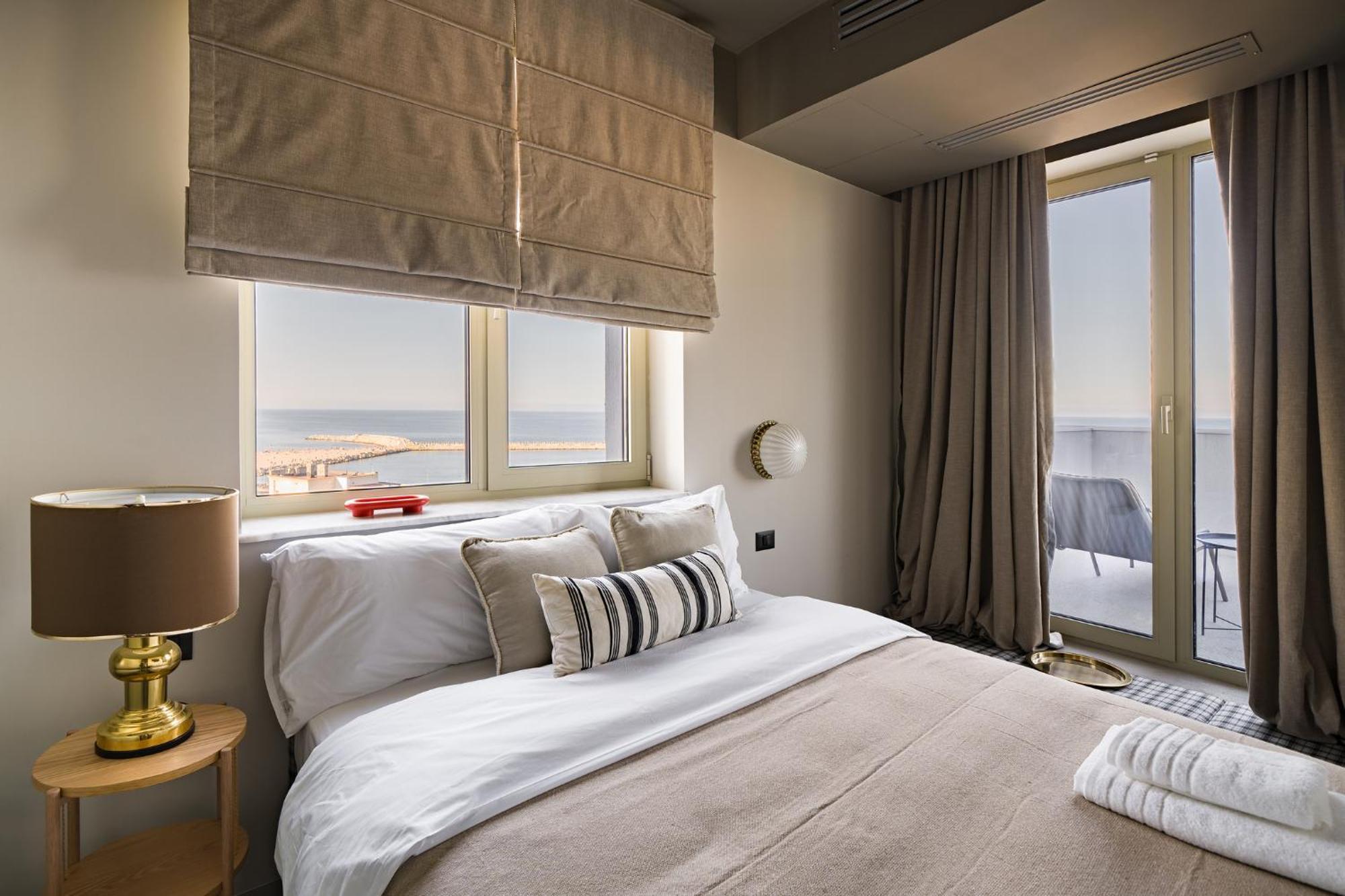 Rezident Tomis Marina Appartement Constanţa Buitenkant foto