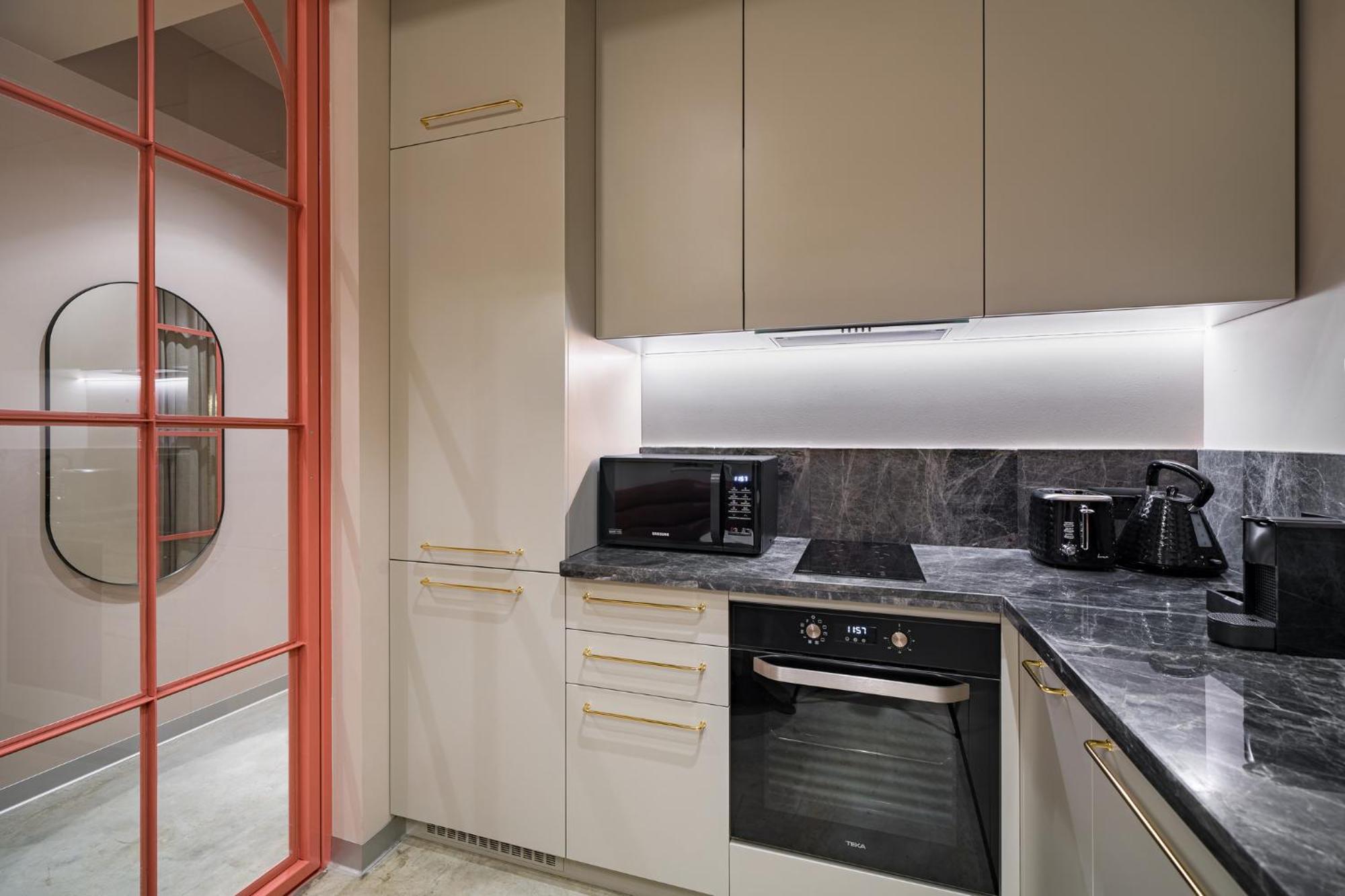 Rezident Tomis Marina Appartement Constanţa Buitenkant foto
